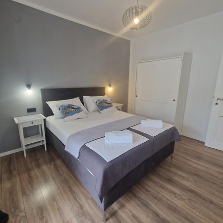 Apartments Jadranka Novalja Ngoại thất bức ảnh