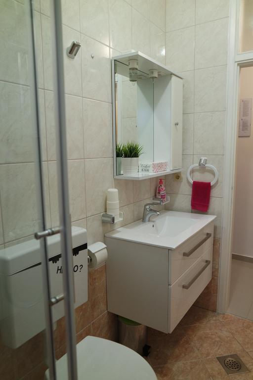 Apartments Jadranka Novalja Ngoại thất bức ảnh